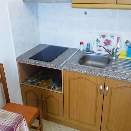 Mihal Apartment Ksamil