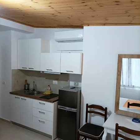 Mihal Apartment *