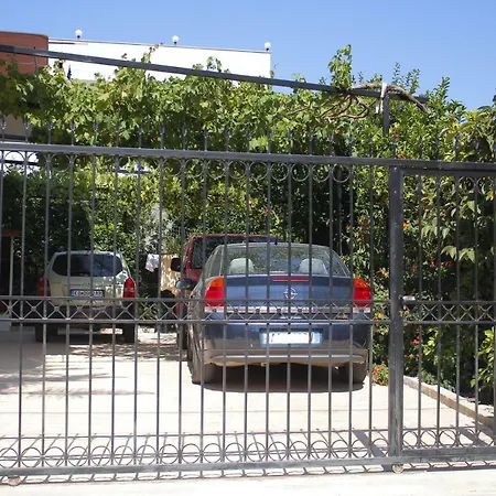 Mihal Ksamil